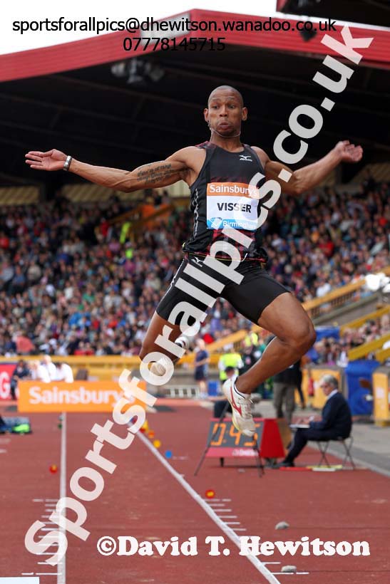 CZarck Visser in the long jump at the Sainsbury's Birmingham Grand Prix. Photos: David T. Hewitson/Sports for All Pics